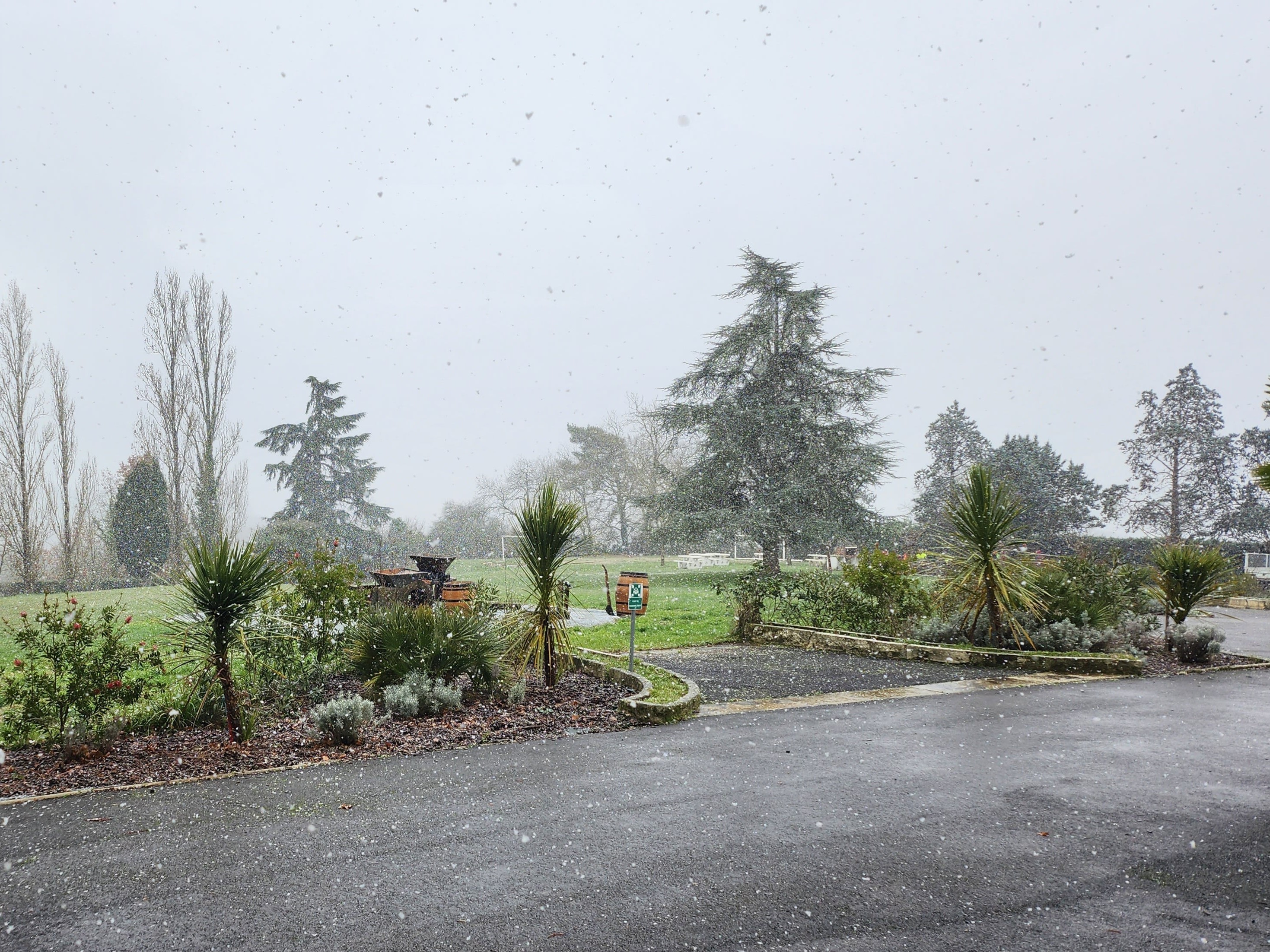 Des flocons de neige à Pagès